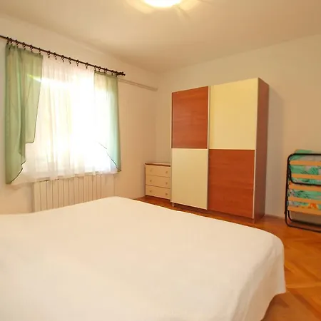 Apartament Luka 953 Fažana
